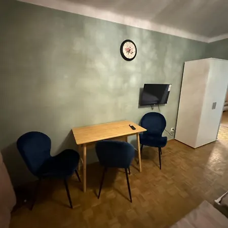 Mieszkaj U Marty Stale Na Stalym Apartamento